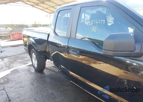 2015 Ford F-150 Xl z USA, uszkodzony, nr VIN 1FTEX1C82FFB38895